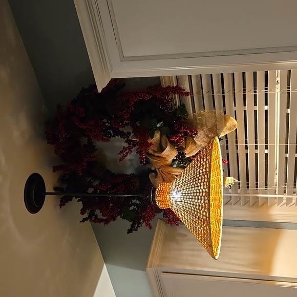 Frontgate Winterberry Garland - Picture 7 of 7